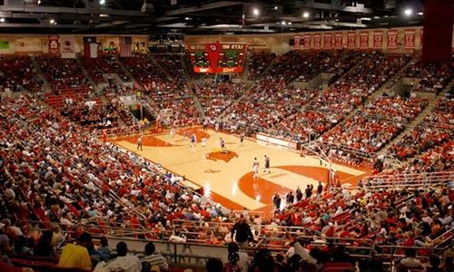 Montagne Center